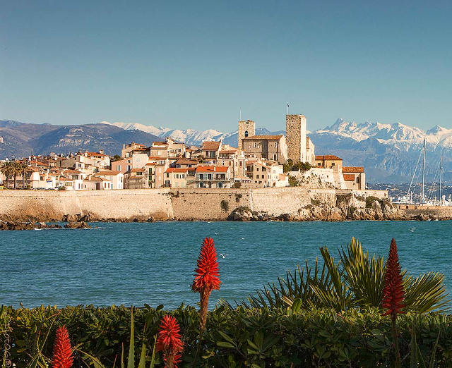 Antibes, si Cantik - Antibes | Secret World Trip Planner