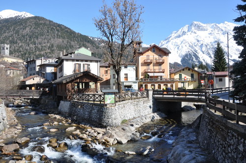 สะพานไม้ - Ponte di Legno | Secret World Trip Planner