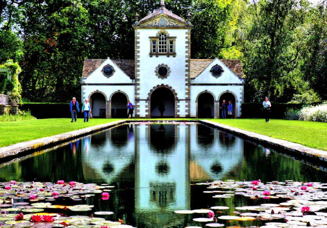Bodnant Gardens, Wales - Colwyn Bay LL28 5RE | Secret World Trip Planner