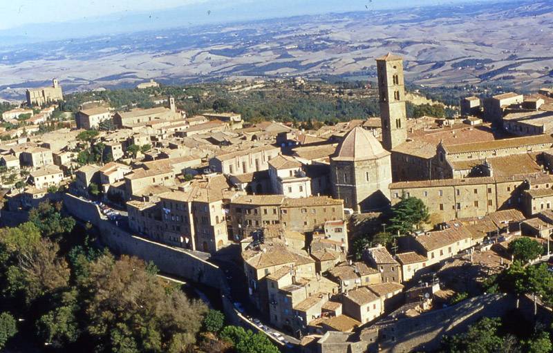 وولٹیرا - Volterra | Secret World Trip Planner