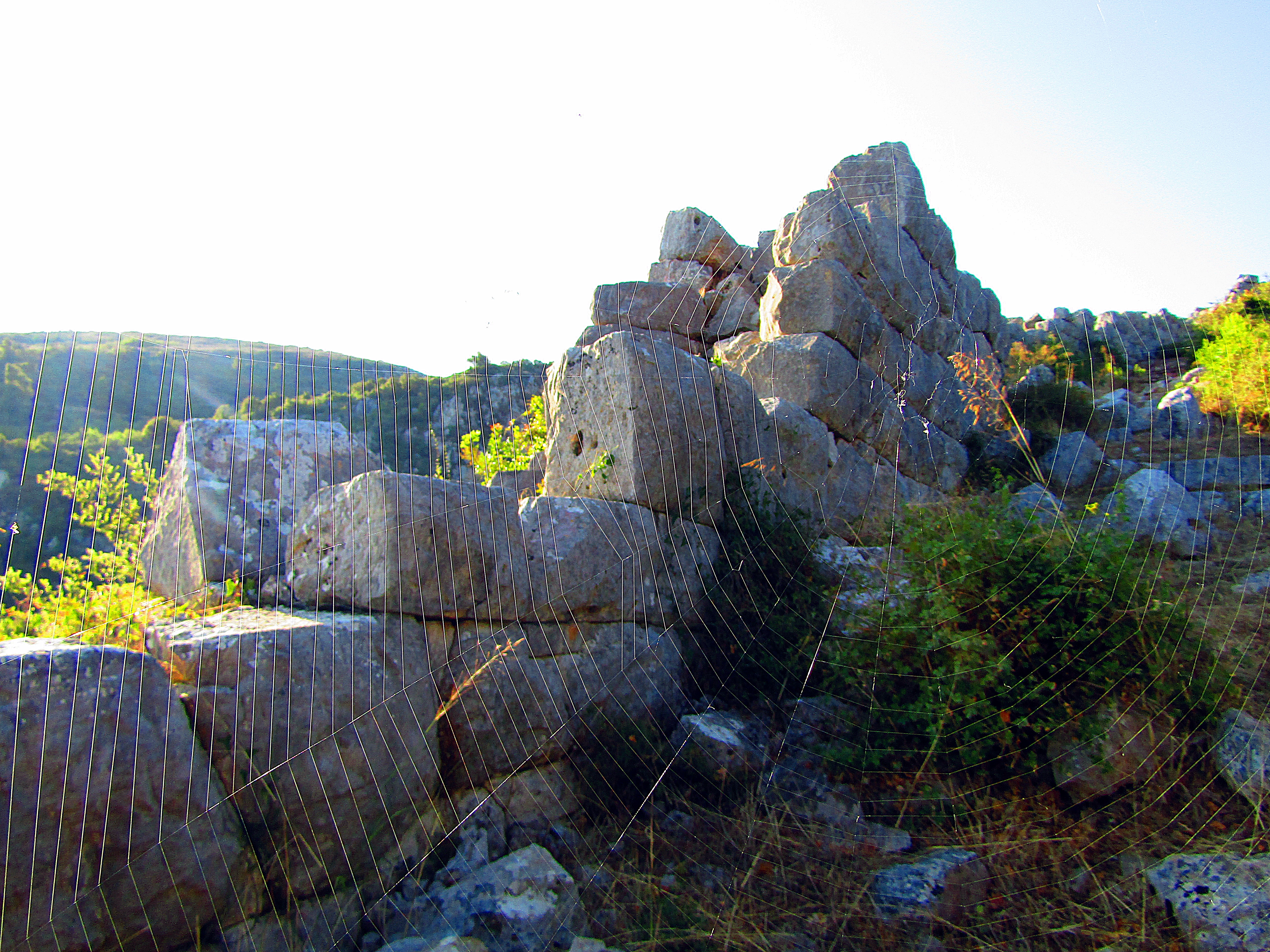 Grecia | Chlemoutsi (Chateau Clermont, Castel Tornese) - Kastro | Secret World Trip Planner