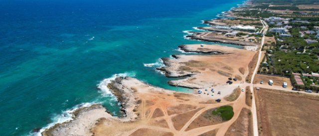 La plage de Costa Merlata - Costa Merlata | Secret World Trip Planner