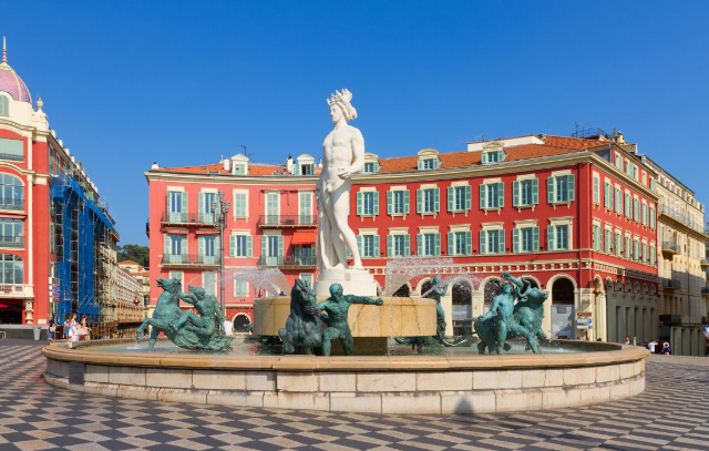 ಸೂರ್ಯನ ಕಾರಂಜಿ - Nice | Secret World Trip Planner