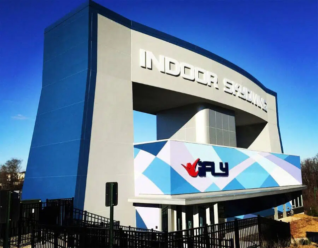 Paracadutismo indoor: Fare il tuffo senza il salto all'iFly Westchester - Yonkers | Secret World Trip Planner