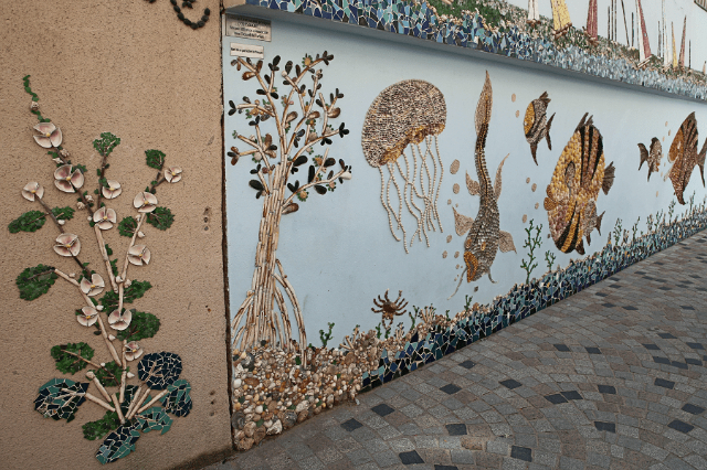 Penotte Island Seashell Art - Les Sables-d'Olonne | Secret World Trip Planner