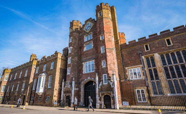 Svētā Džeimsa pils - Londra | Secret World Trip Planner