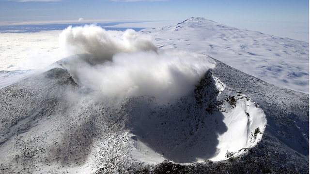 Monte Erebus, Antartide - Mt Erebus | Secret World Trip Planner