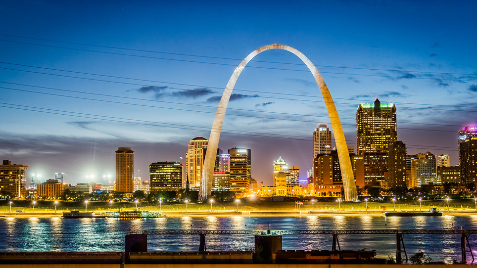 Gateway arch a legmagasabb arch emlékmű az Egyesült Államokban. - St. Louis | Secret World Trip Planner