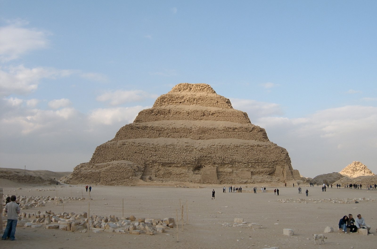 Pyramída Džosera: prvá pyramída postavená v Egypte - Al Badrashin | Secret World Trip Planner