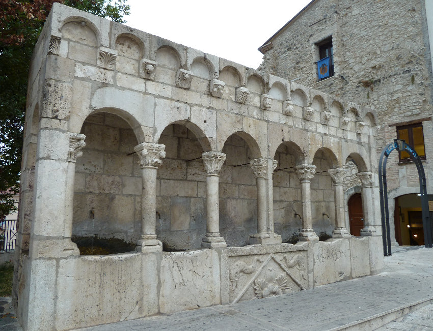 Chemchemi ya Ndugu - Isernia | Secret World Trip Planner