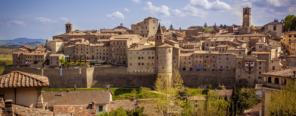 अंघियारी - गोप्य संसार - Anghiari AR | Secret World Trip Planner