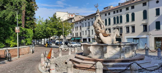 नेप्च्यून का फव्वारा - Conegliano | Secret World Trip Planner
