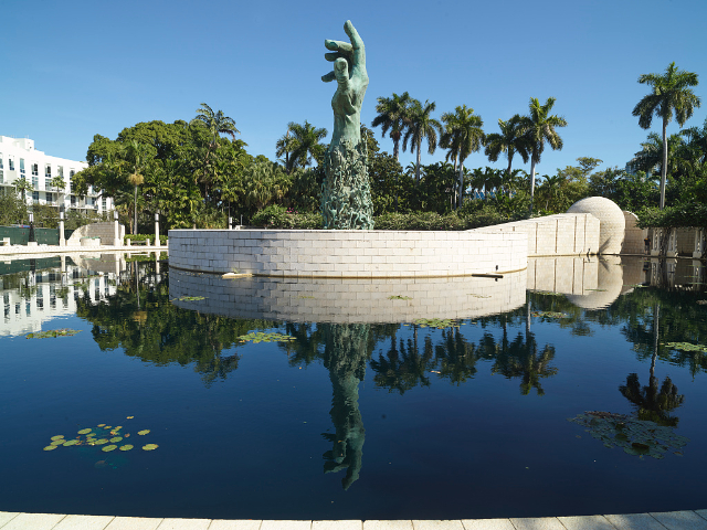 Đài tưởng niệm Holocaust Bãi biển Miami - Miami Beach | Secret World Trip Planner