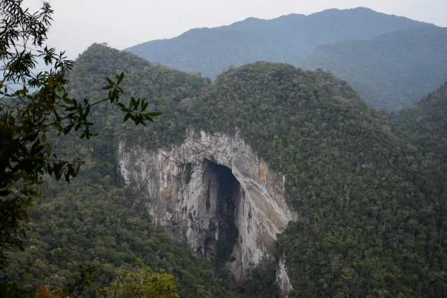 Grotte de Casa de Pedra : une merveille naturelle monumentale du Brésil — Ribeirão Grande - SP