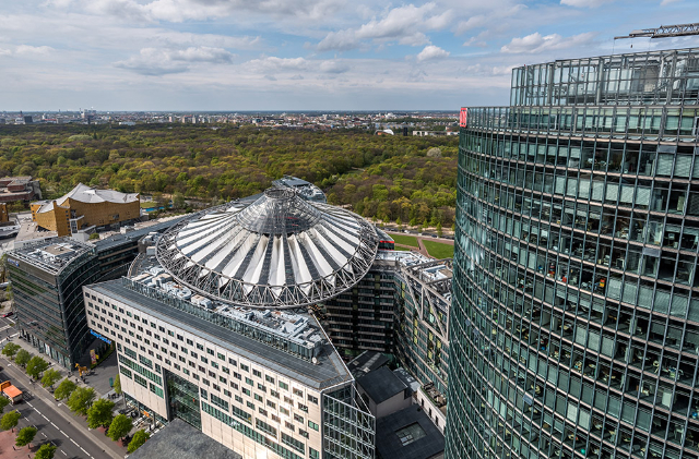 Kituo cha Sony - Berlin | Secret World Trip Planner