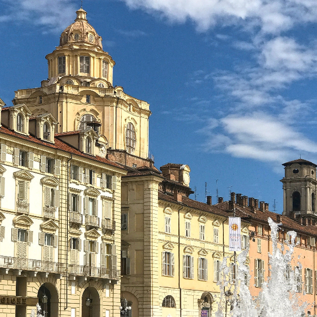 Biserica reală San Lorenzo - Torino | Secret World Trip Planner