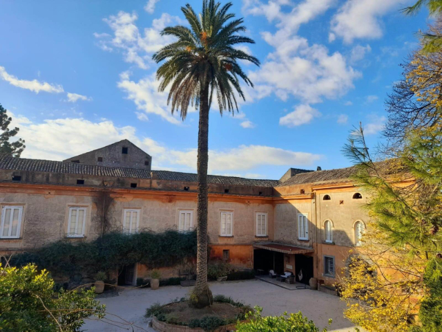 Candida Gonzaga Filangieri dvaras - San Paolo Bel Sito | Secret World Trip Planner
