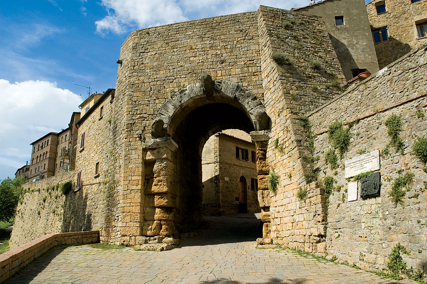 볼테라 - Volterra | Secret World Trip Planner