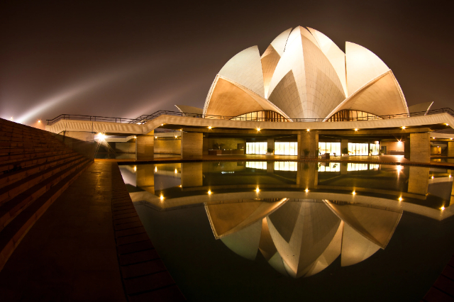 Храм Лотаса - New Delhi | Secret World Trip Planner