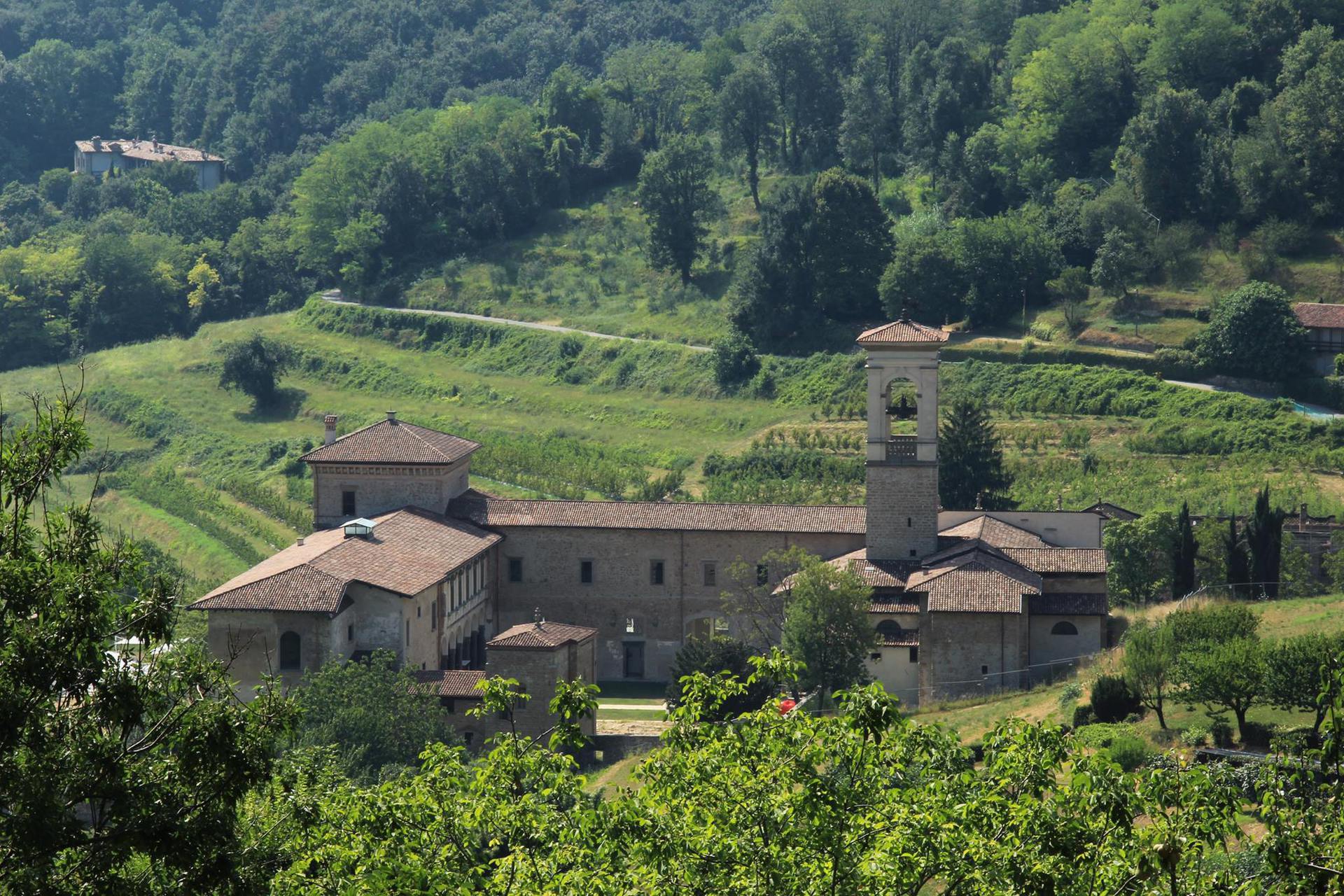 Собиқ Монастеро ди Астино - Bergamo | Secret World Trip Planner