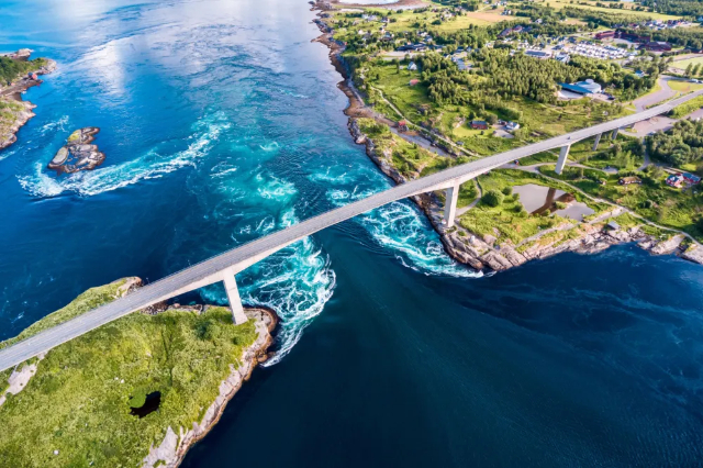 Legenda 'Saltstraumen' - Bodø | Secret World Trip Planner