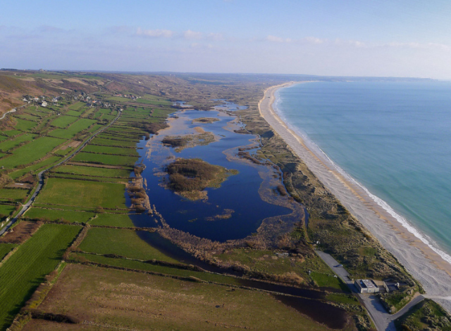 Det nationale naturreservat Vauville Pond - La Hague | Secret World Trip Planner