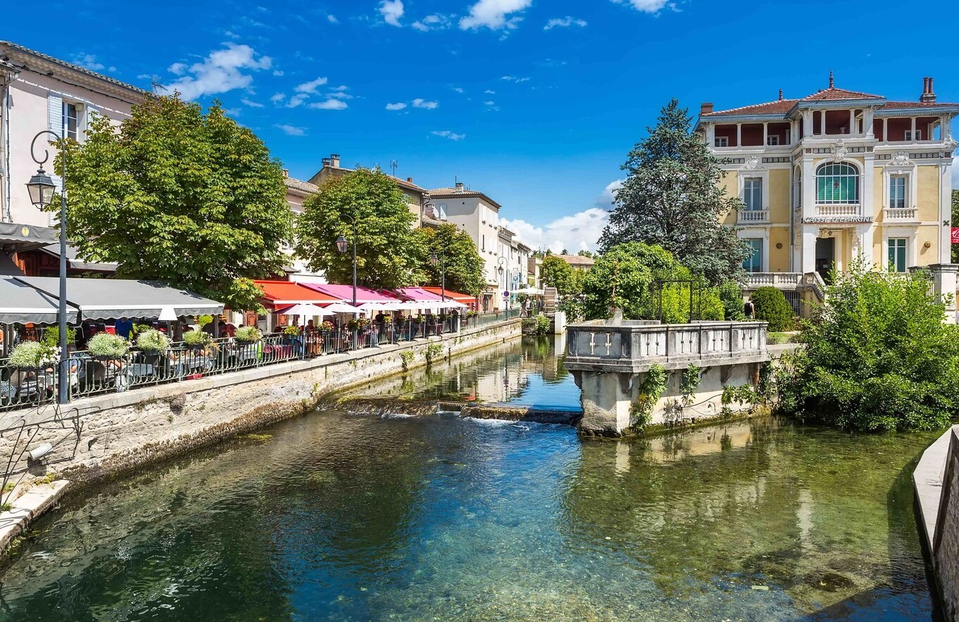 L'Isle-sur-la-Sorgue, the Venice of Contado Venassino - L'Isle-sur-la-Sorgue | Secret World Trip Planner