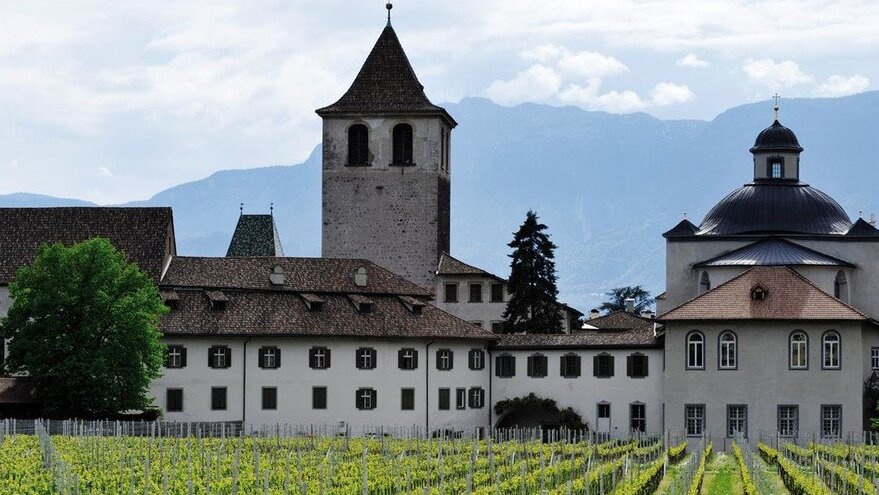 U Abbey-Di-Muri-Gris - Bolzano | Secret World Trip Planner