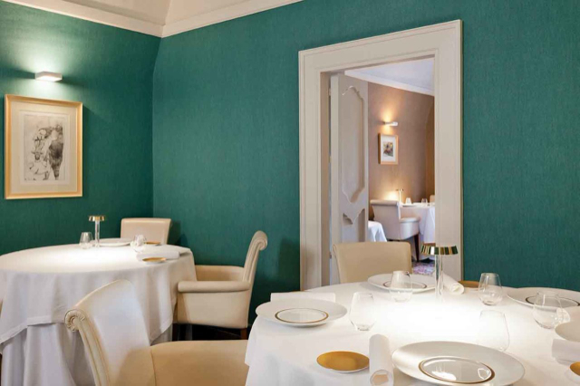 சிசியோ சுல்தானோவின் டியோமோ உணவகம் - Ragusa | Secret World Trip Planner