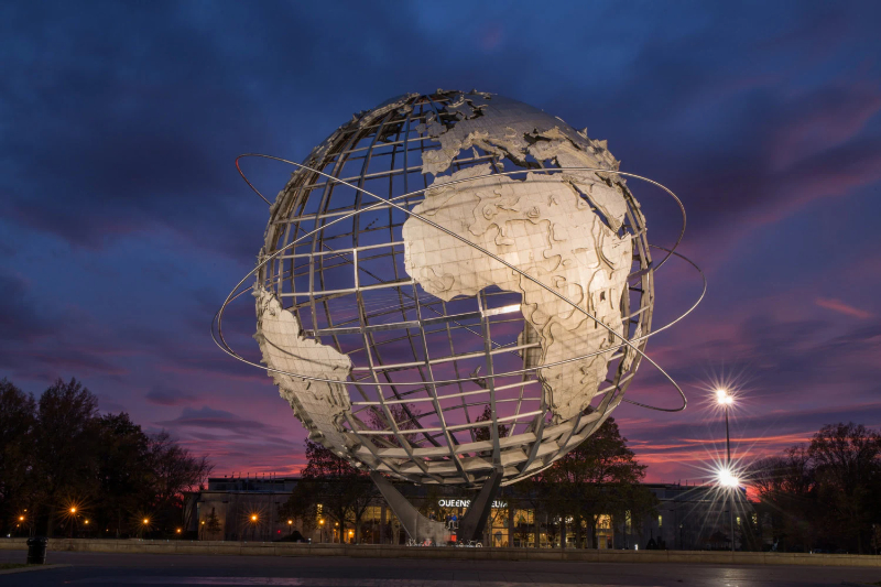 L'Unisfera - Queens | Secret World Trip Planner