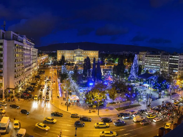 Námestie Syntagma - Athina | Secret World Trip Planner