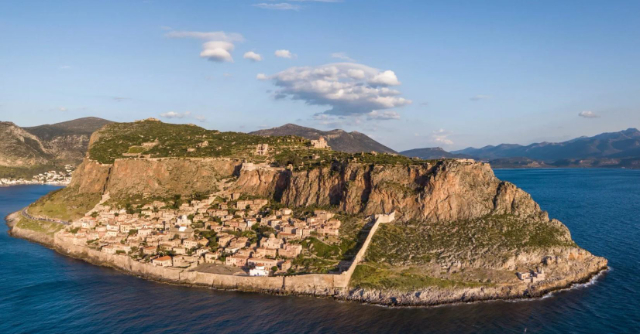 Onthulling van de mysteries van Monemvasia: de vestingstad in een tijdcapsule in Griekenland - Malvasia | Secret World Trip Planner