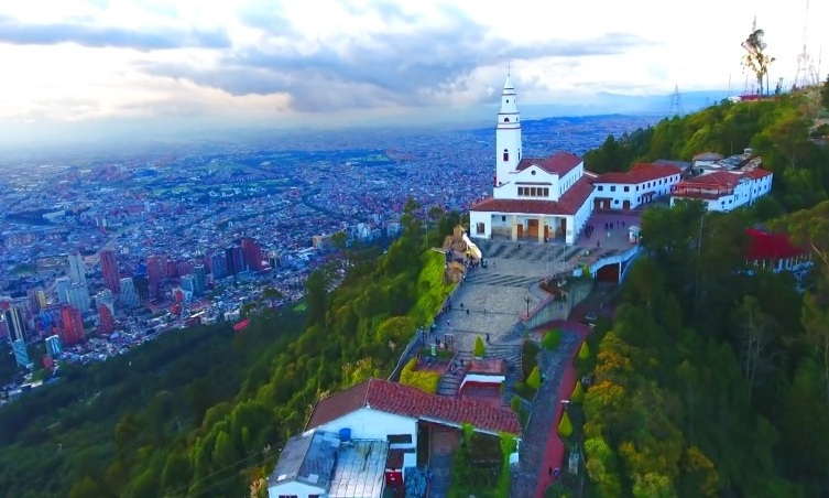 Tours du Cerro de Monserrate : une vue magnifique sur Bogotà — Monserrate