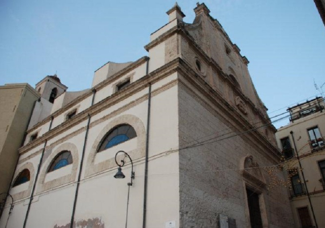کلیسای سانتا کروچه - Cagliari | Secret World Trip Planner