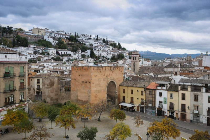 A Porta de Elvira - Granada | Secret World Trip Planner