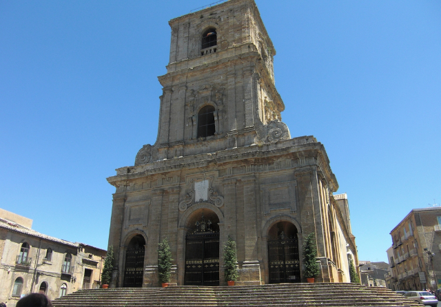 कैथेड्रल मारिया सैंटिसिमा डेला विज़िज़ियोन - Enna | Secret World Trip Planner