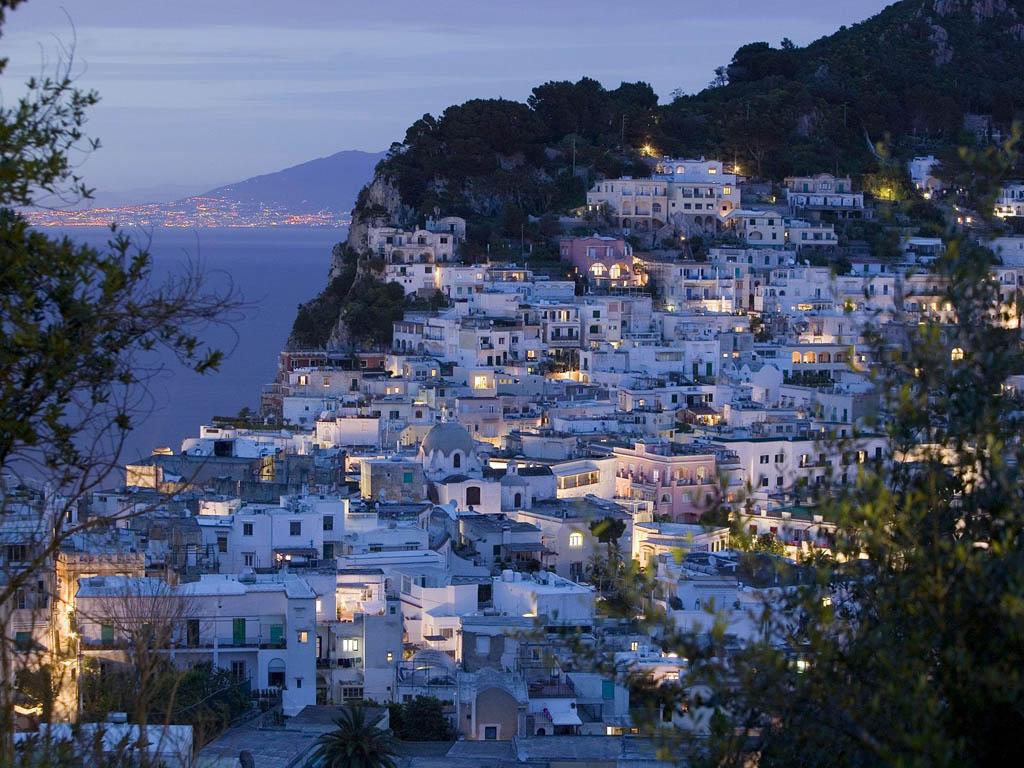 KAPRİ - Isola di Capri | Secret World Trip Planner