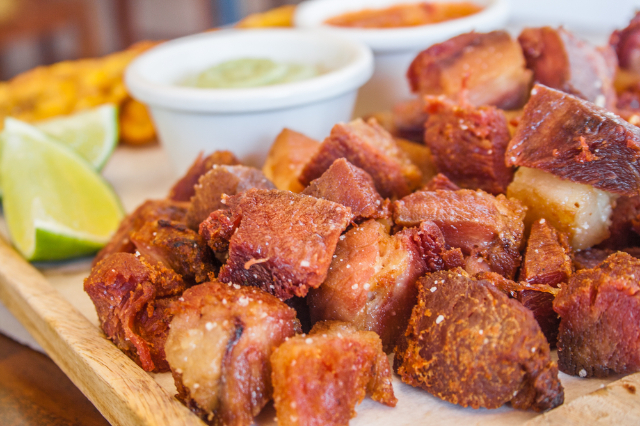 डुकराचे मांस rinds — La Romana