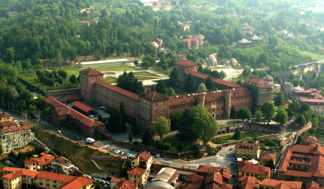 Zamek Moncalieri - Moncalieri | Secret World Trip Planner
