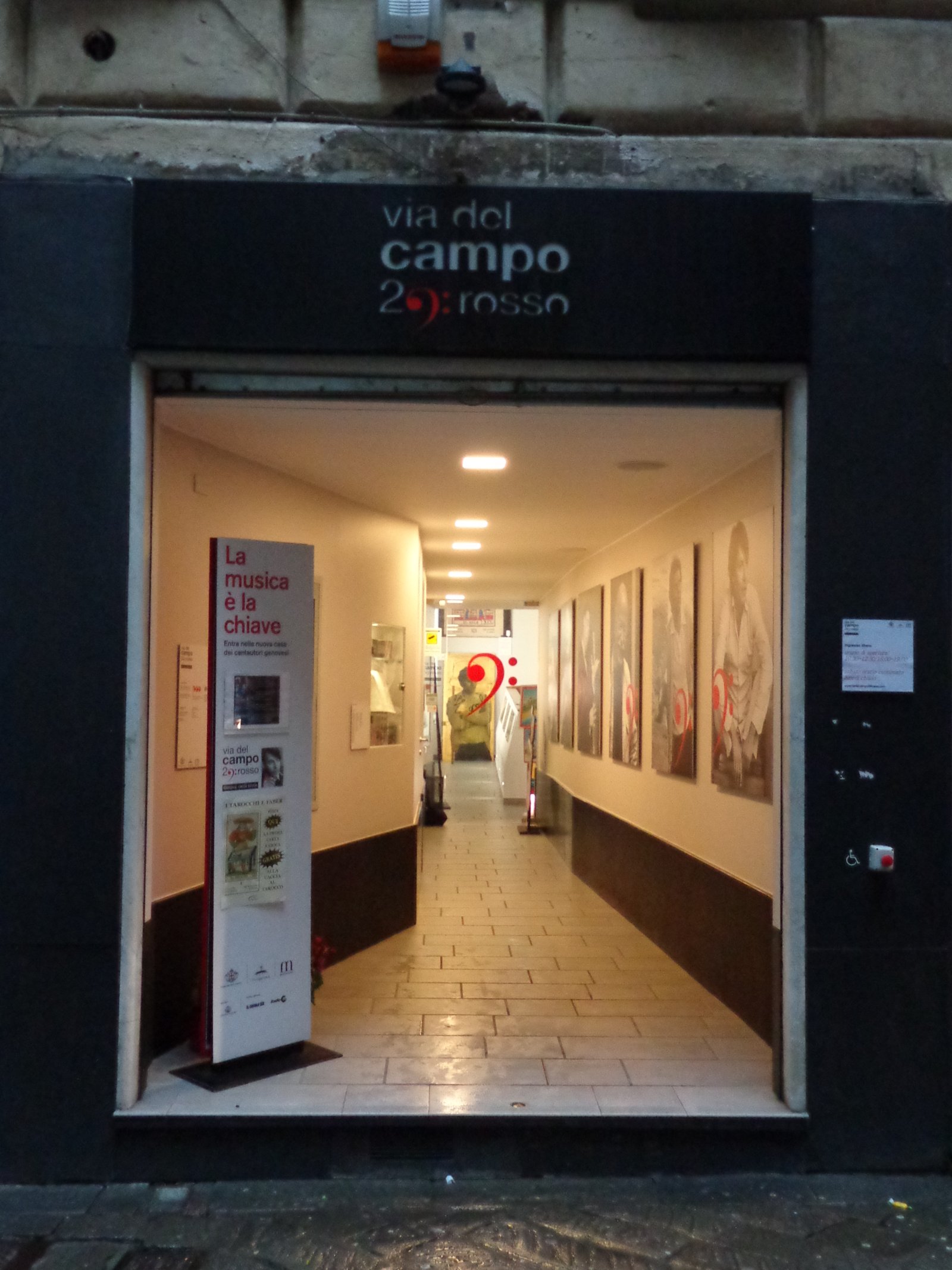 Viadelcampo29rosso - Genova | Secret World Trip Planner