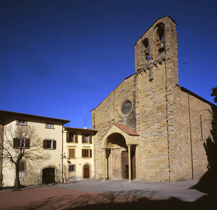 Gereja San Domenico  - Arezzo | Secret World Trip Planner