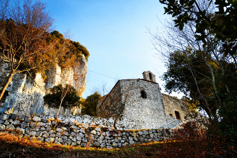 Monte Scalambra e a Ermida de San Michele - Sulmona | Secret World Trip Planner