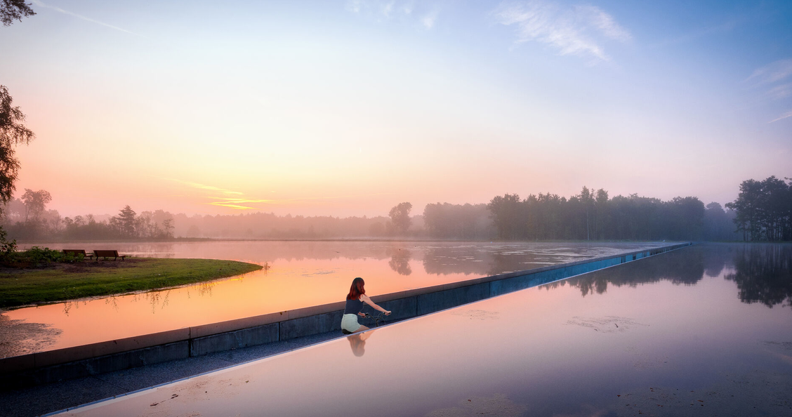 In bicicletta attraverso il sentiero dell'acqua — Genk