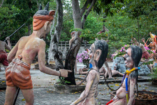 The Wang Saen Suk Hell Garden — Tambon Saen Suk