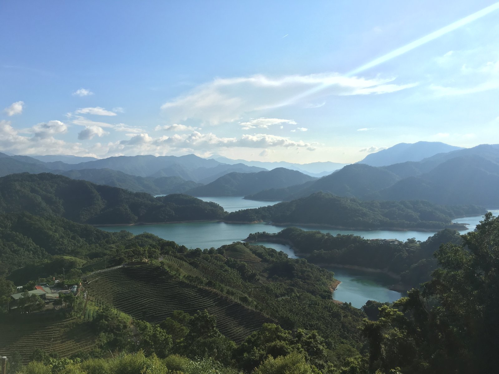 Mil Illa Lago - Shiding District | Secret World Trip Planner