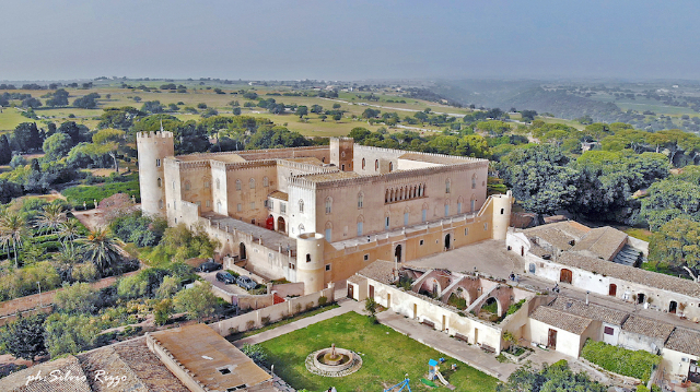 Caisleán Dhonnafugata - Donnafugata | Secret World Trip Planner