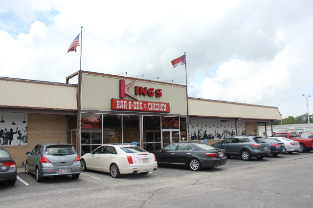 国王餐厅:卡罗莱纳烧烤 75 周年 - Kinston | Secret World Trip Planner