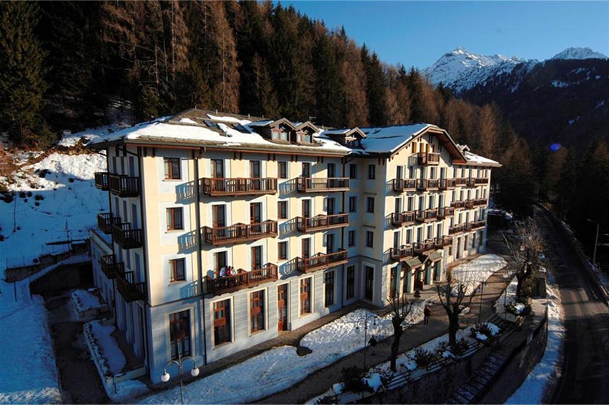 Daraja la mbao - Ponte di Legno | Secret World Trip Planner