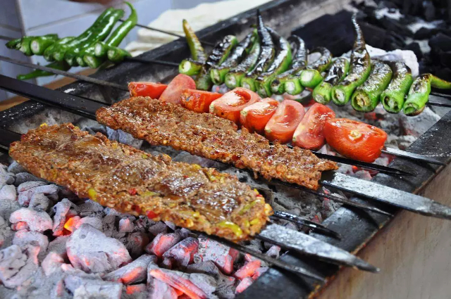 Ni kebab - Kılıçcılar Sk. No:5 | Secret World Trip Planner