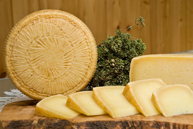 Pecorino de Filiano DOP - Filiano | Secret World Trip Planner
